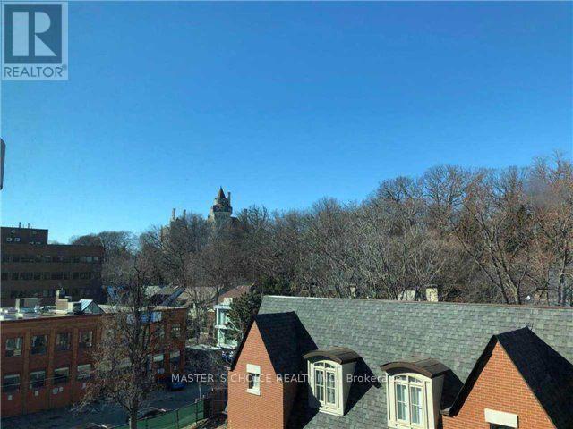 512 - 377 Madison Avenue, Toronto, ON - Outdoor