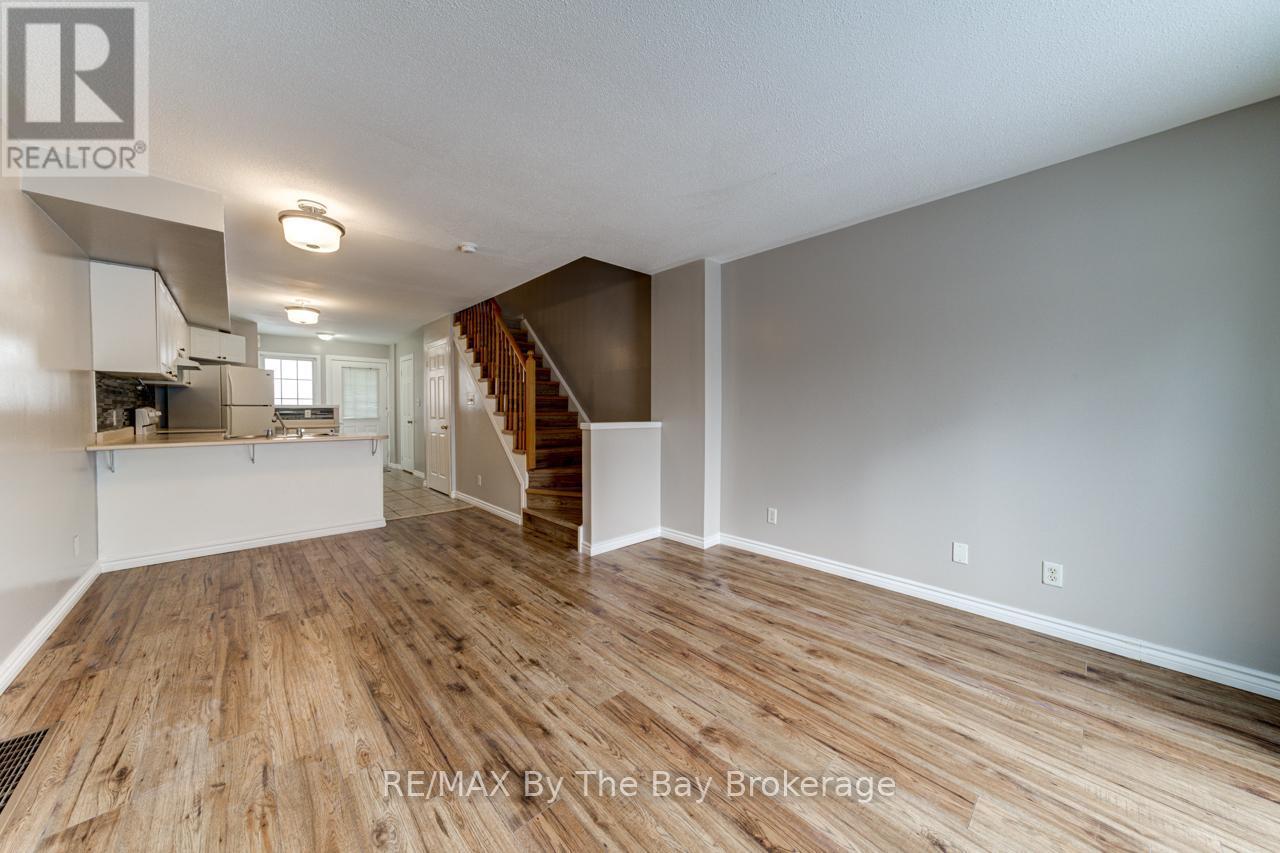 7 Royalton Lane, Collingwood, ON - Indoor Photo Showing Other Room