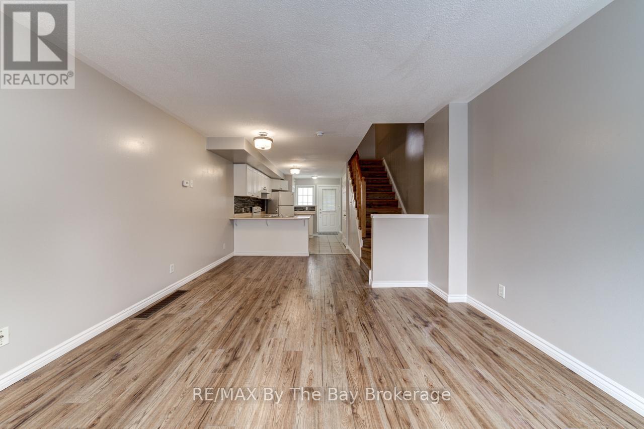 7 Royalton Lane, Collingwood, ON - Indoor Photo Showing Other Room