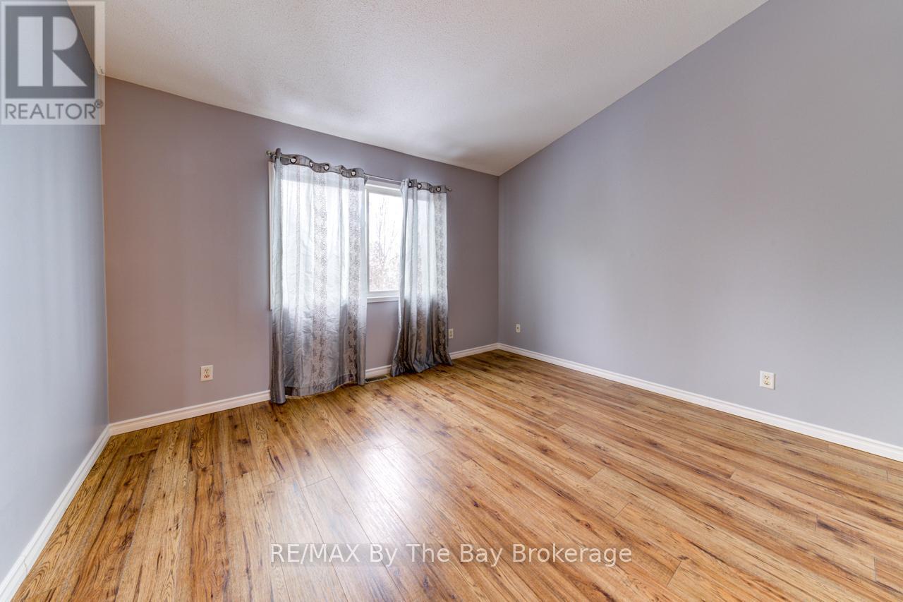 7 Royalton Lane, Collingwood, ON - Indoor Photo Showing Other Room
