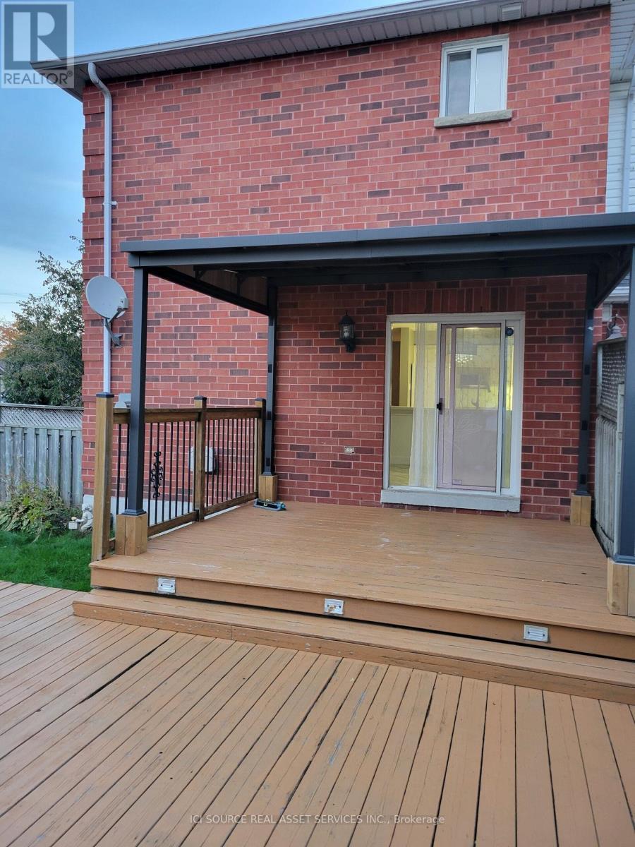 88 Wade Square, Clarington, ON - Outdoor With Deck Patio Veranda With Exterior