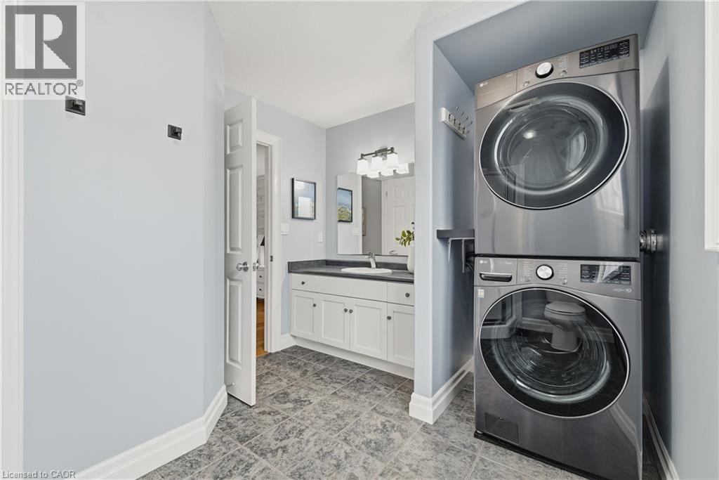 172 Porchlight Drive, Elmira, ON - Indoor Photo Showing Laundry Room