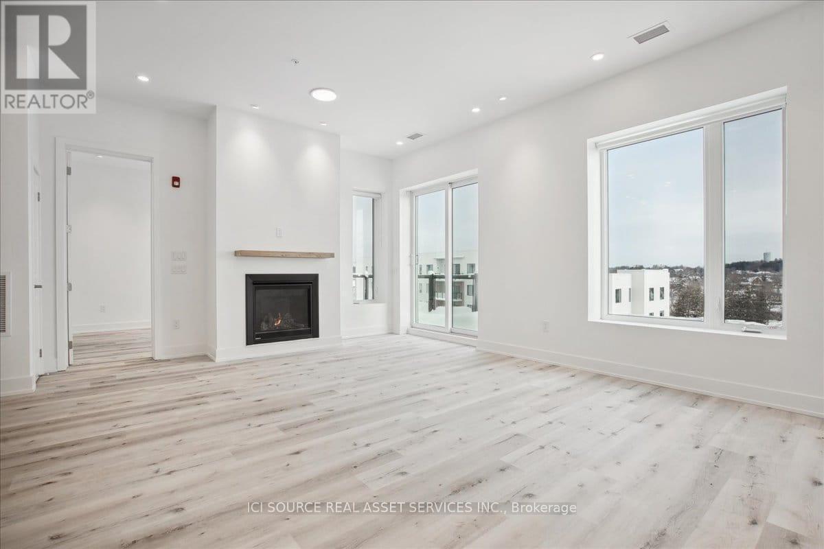 Ph2 - 19B West Street N, Kawartha Lakes, ON - Indoor With Fireplace