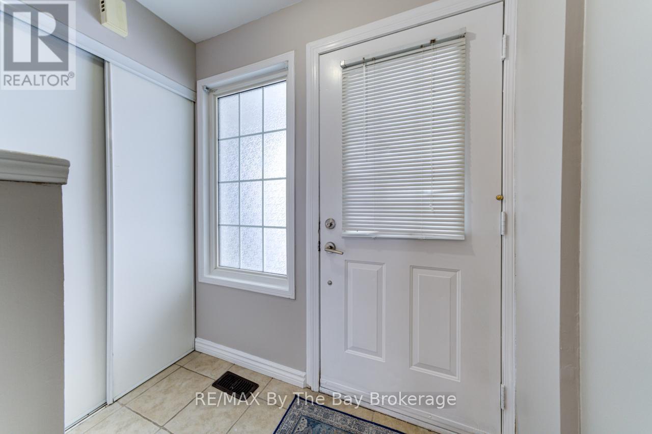 7 Royalton Lane, Collingwood, ON - Indoor Photo Showing Other Room