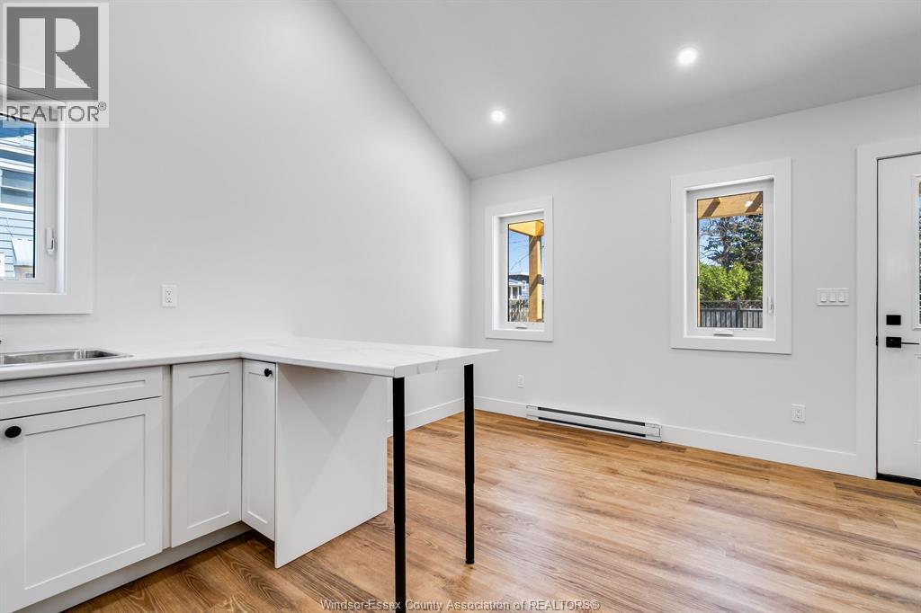 21 Pearl Street West Unit# 4, Kingsville, ON - Indoor Photo Showing Other Room