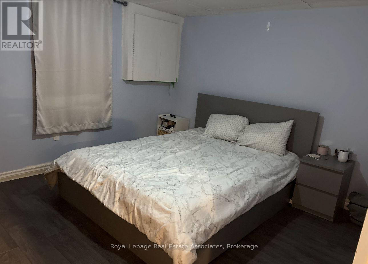 33 Laird (Bsmt) Drive, St. Catharines, ON - Indoor Photo Showing Bedroom