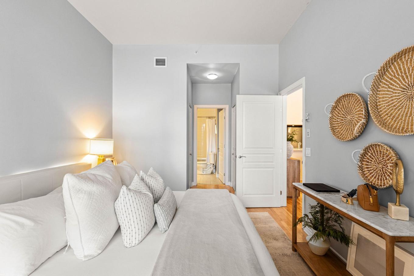 Chambre à coucher principale - 119-4 Place Des Jardins-Des-Vosges, Montréal (Verdun/Île-Des-Soeurs), QC - Indoor Photo Showing Bedroom