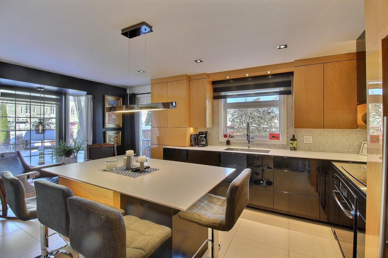 Kitchen - 512 13E Avenue, La Guadeloupe, QC - Indoor