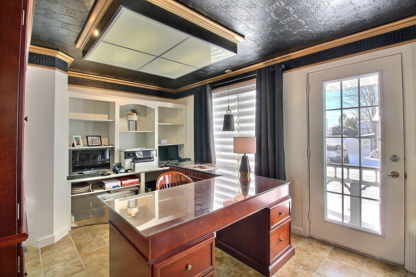 Office - 512 13E Avenue, La Guadeloupe, QC - Indoor