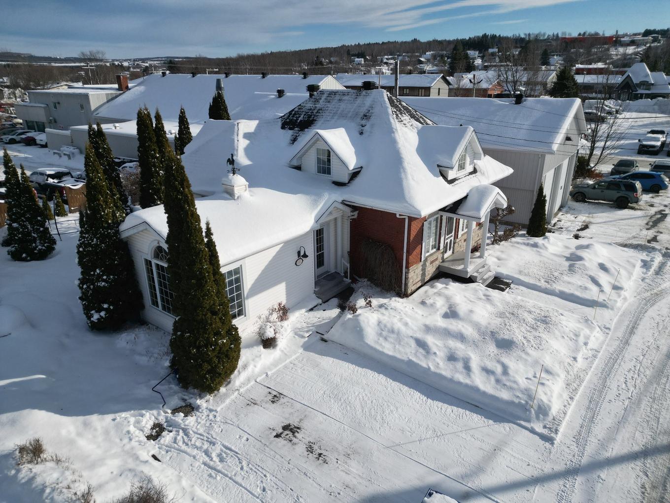 Aerial photo - 512 13E Avenue, La Guadeloupe, QC - Outdoor With View