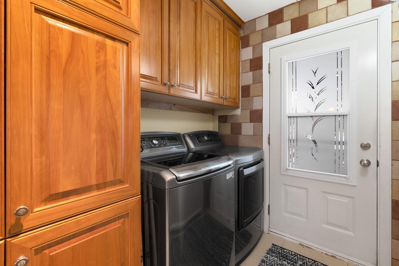 Laundry room - 195 Rue Bryant, Sherbrooke (Les Nations), QC - Indoor Photo Showing Other Room
