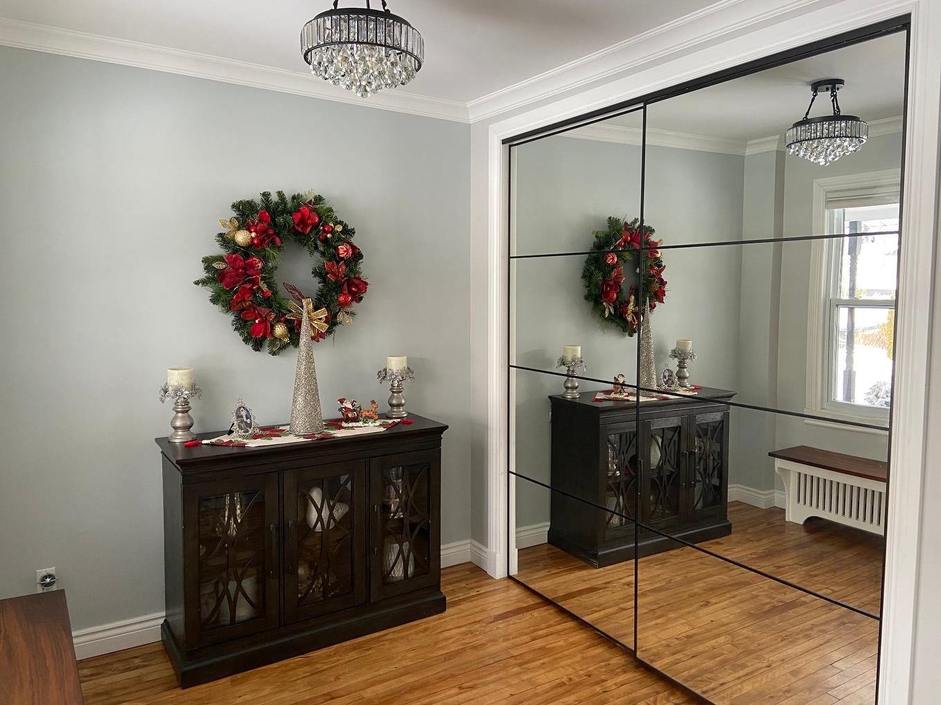 Exterior entrance - 10 146E Avenue, Notre-Dame-De-L'Île-Perrot, QC - Indoor Photo Showing Other Room