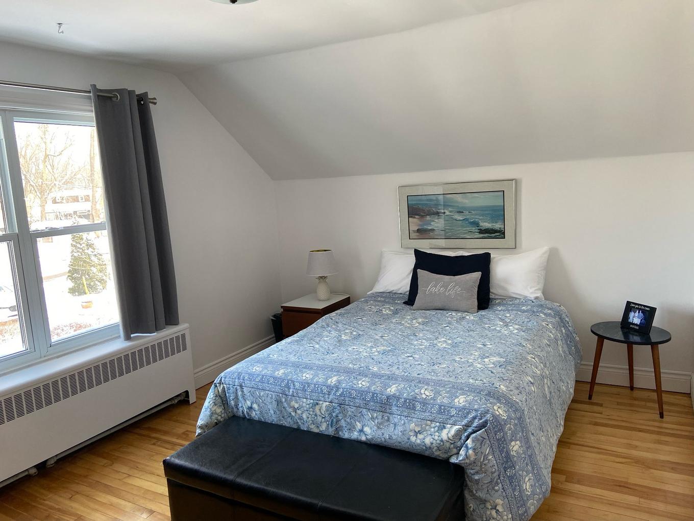 Chambre à coucher - 10 146E Avenue, Notre-Dame-De-L'Île-Perrot, QC - Indoor Photo Showing Bedroom