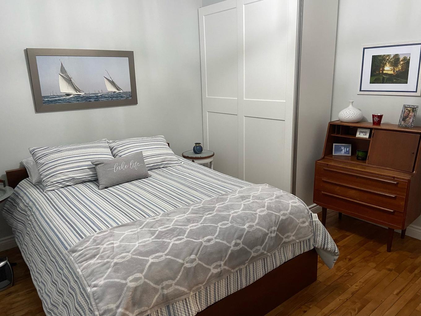 Bedroom - 10 146E Avenue, Notre-Dame-De-L'Île-Perrot, QC - Indoor Photo Showing Bedroom