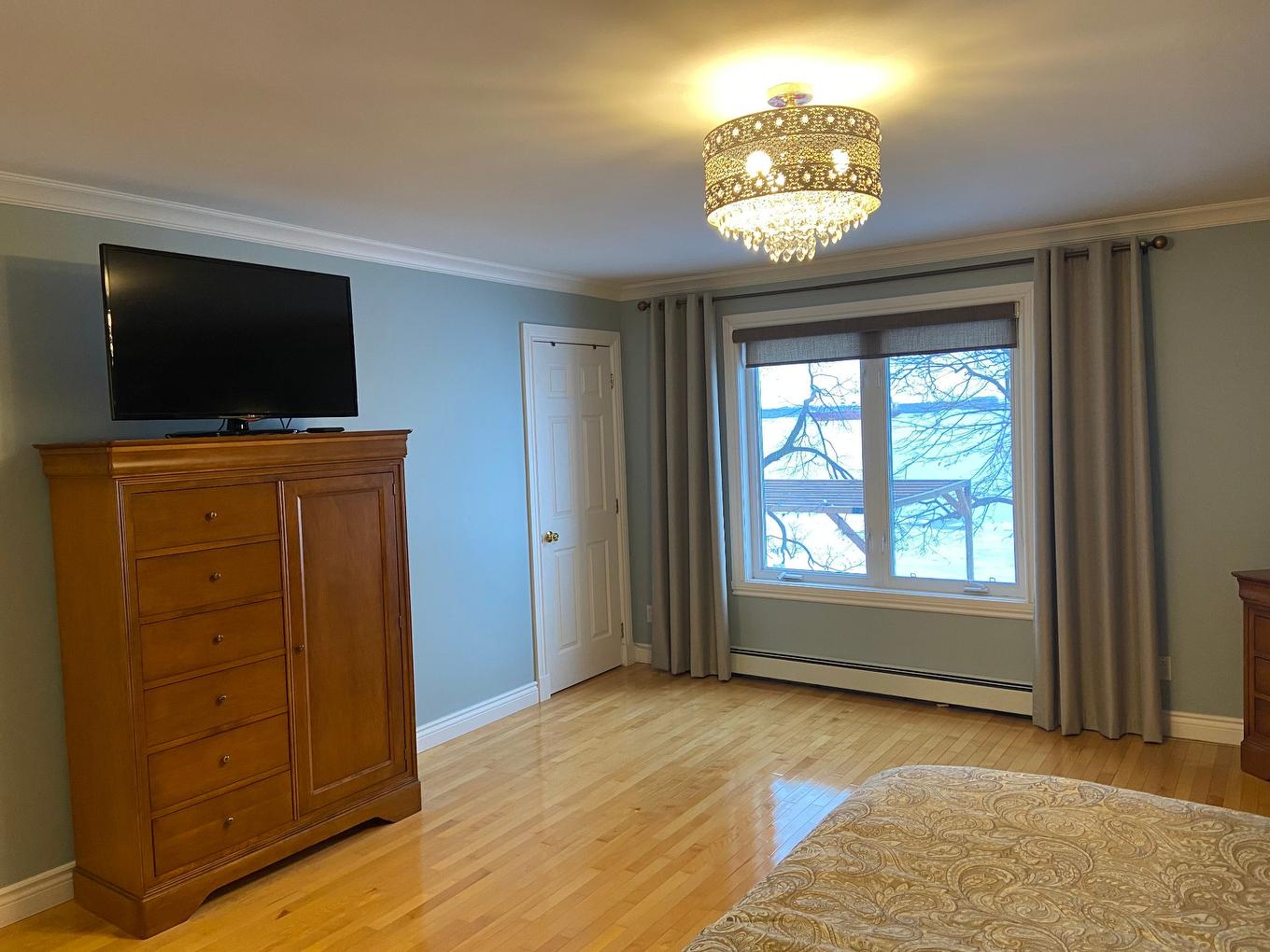 Primary bedroom - 10 146E Avenue, Notre-Dame-De-L'Île-Perrot, QC - Indoor Photo Showing Other Room