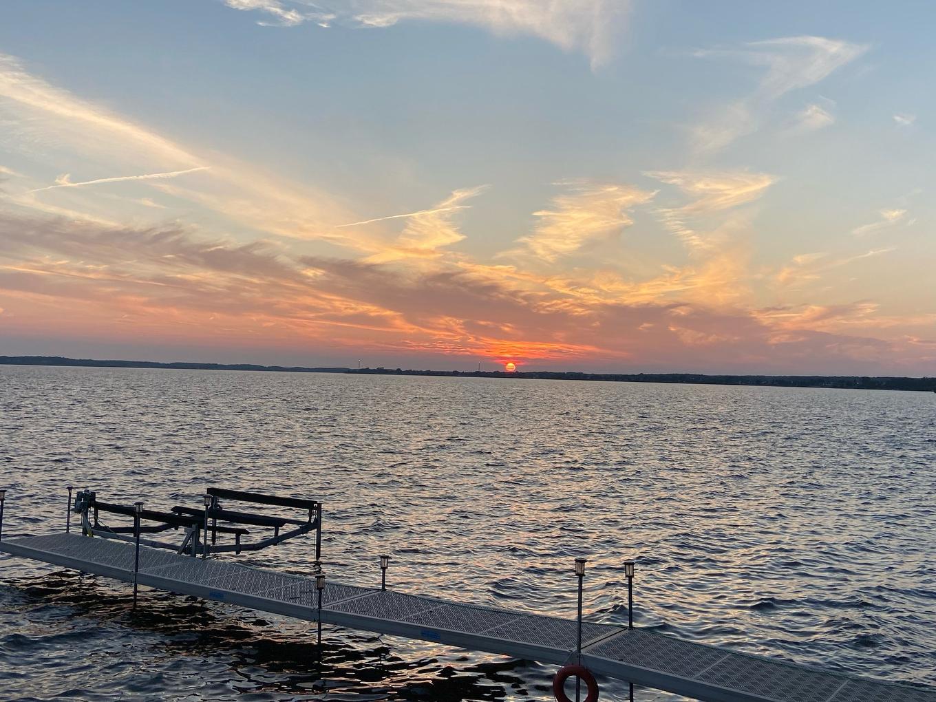 Vue d'ensemble - 10 146E Avenue, Notre-Dame-De-L'Île-Perrot, QC - Outdoor With Body Of Water With View