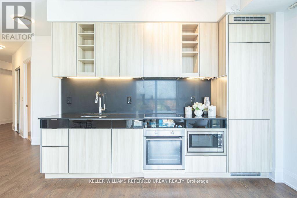 1802 - 101 Erskine Avenue, Toronto, ON -