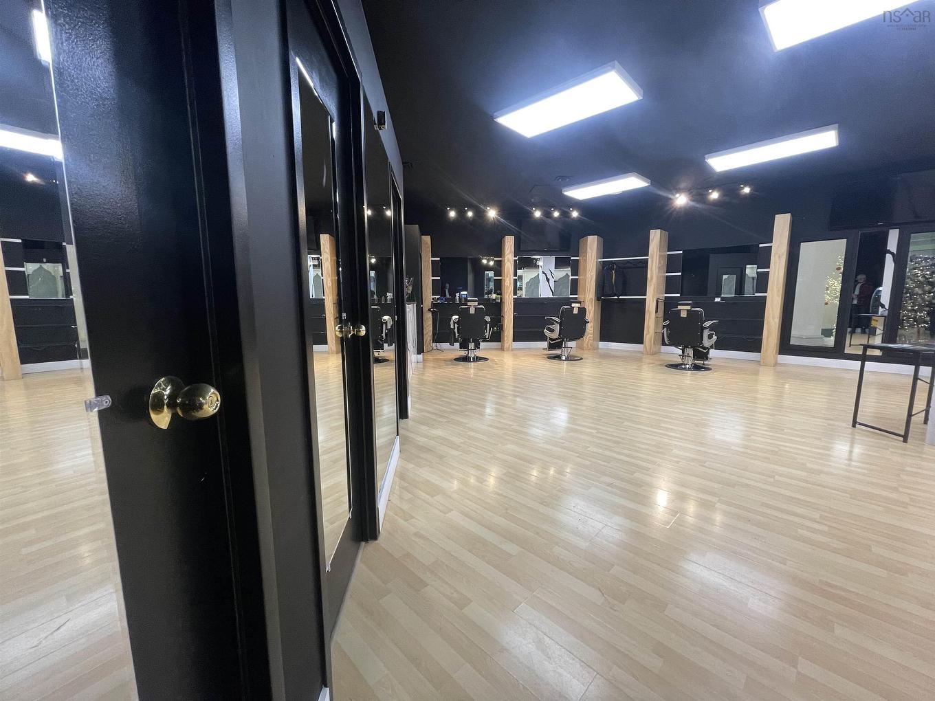 203 5640 Spring Garden Road, Halifax, NS