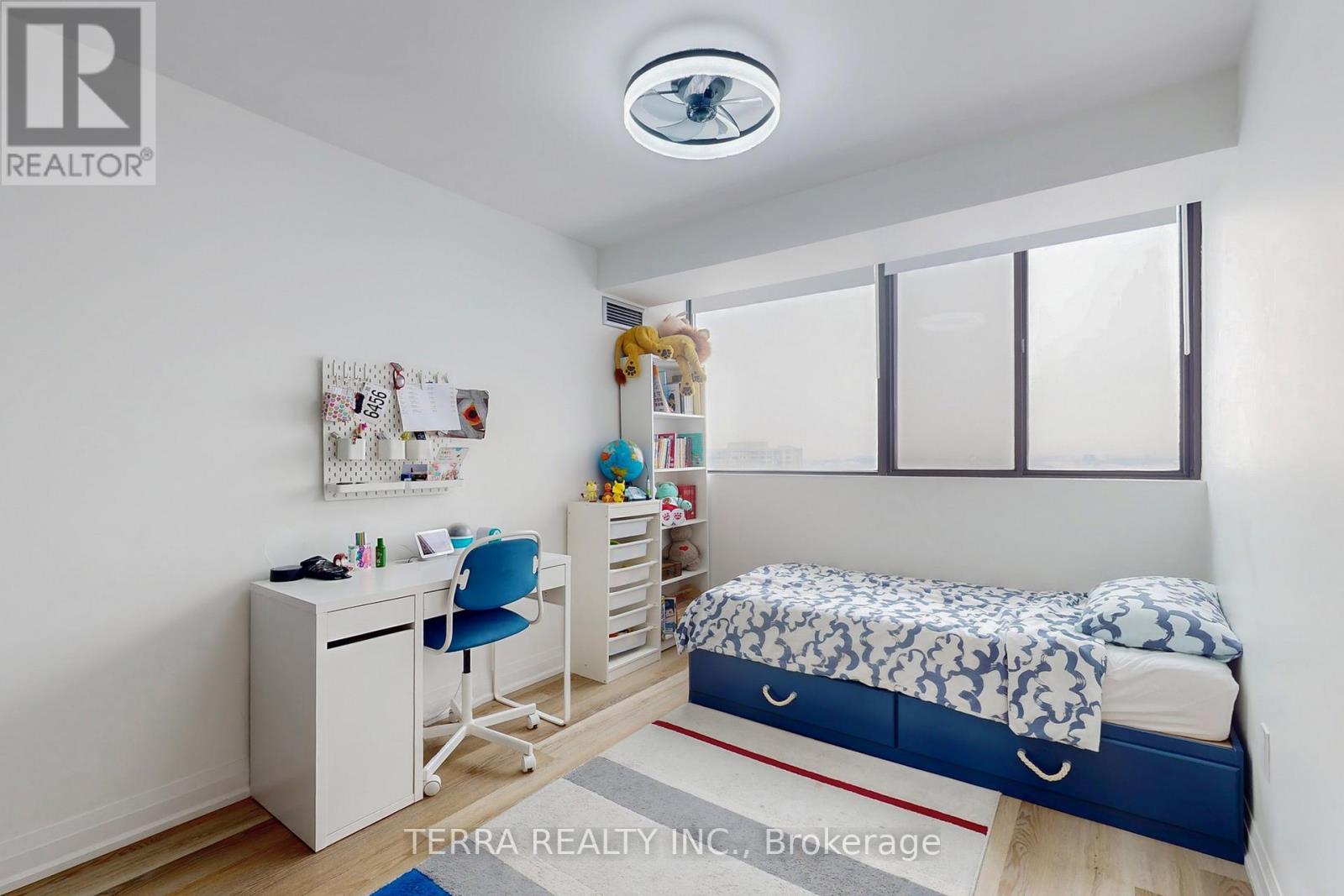 2502 - 80 Antibes Drive, Toronto, ON - Indoor Photo Showing Bedroom