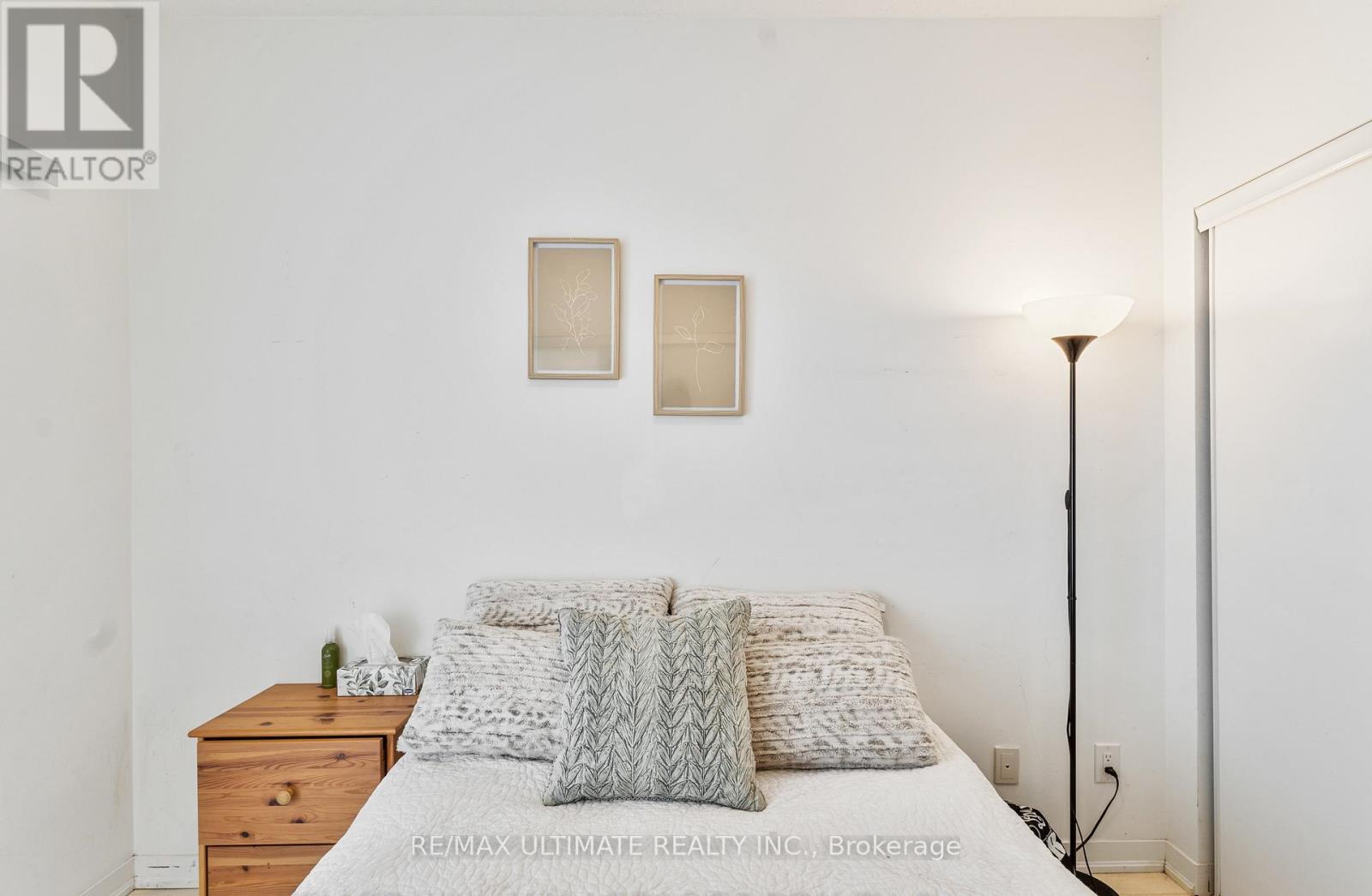 412 - 51 East Liberty Street, Toronto, ON - Indoor Photo Showing Bedroom