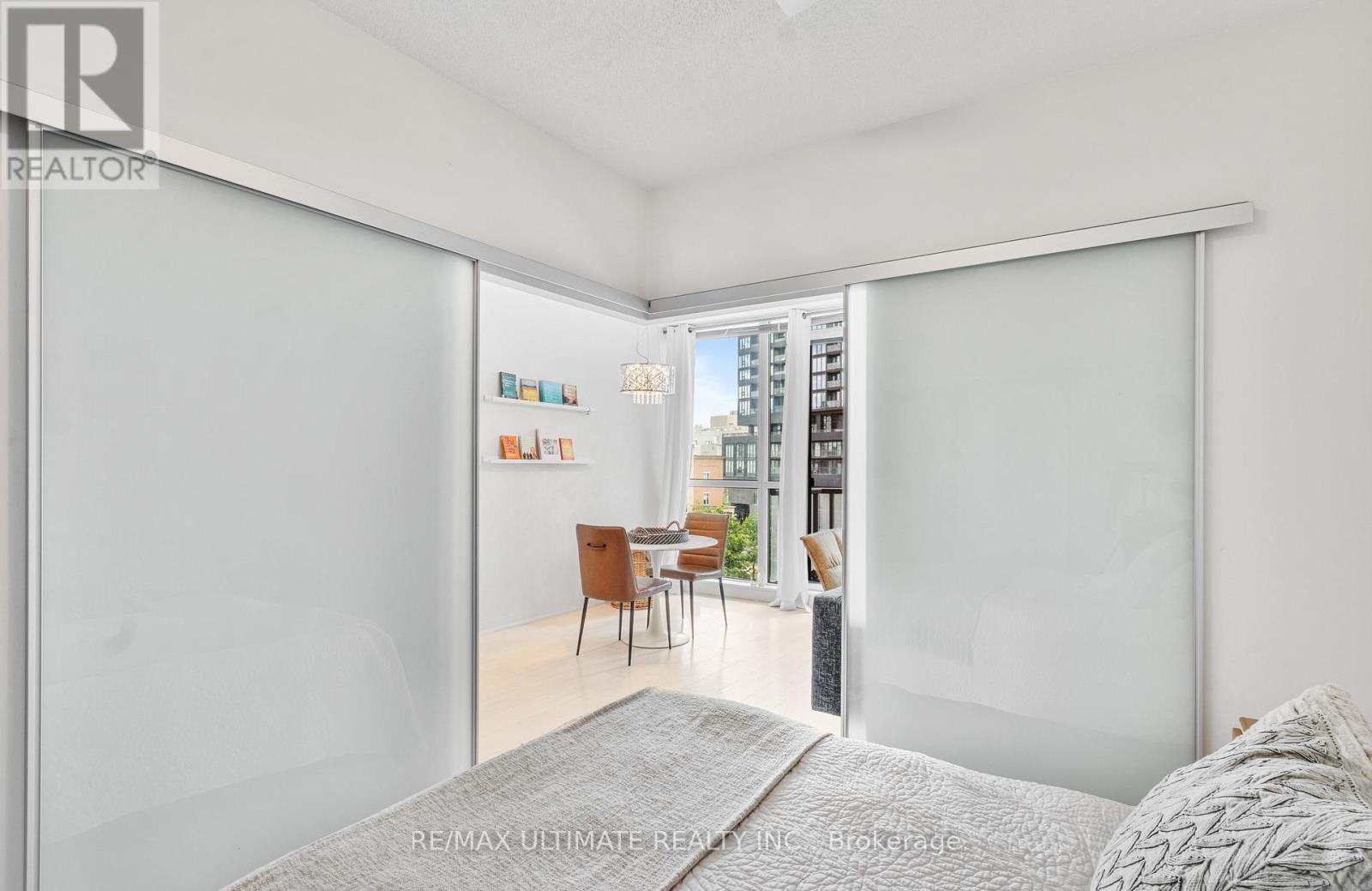 412 - 51 East Liberty Street, Toronto, ON - Indoor Photo Showing Bedroom