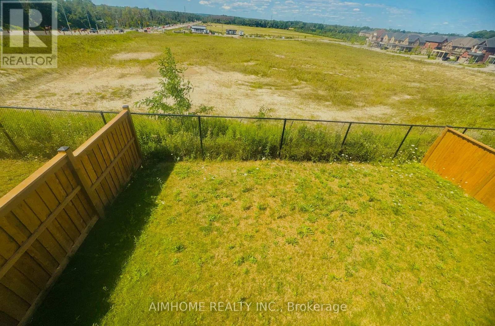 18 Frank Kelly Drive, East Gwillimbury, ON - Outdoor With View