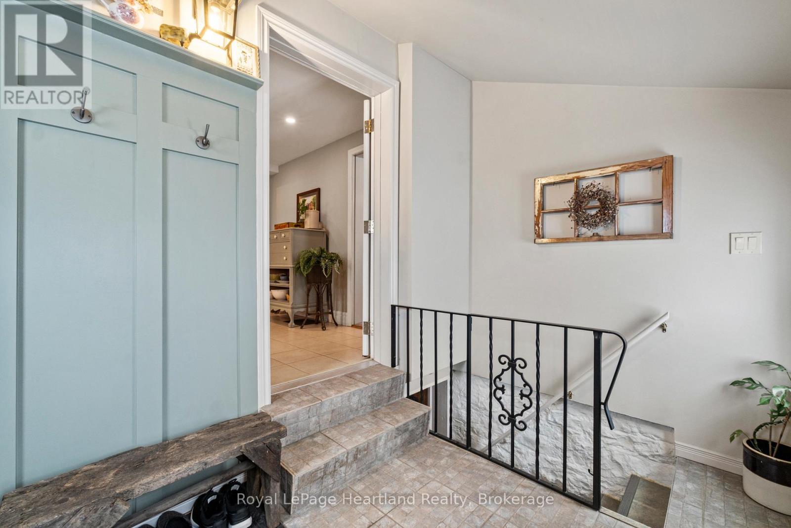 105 Quebec Street, Goderich (Goderich (Town)), ON - Indoor Photo Showing Other Room