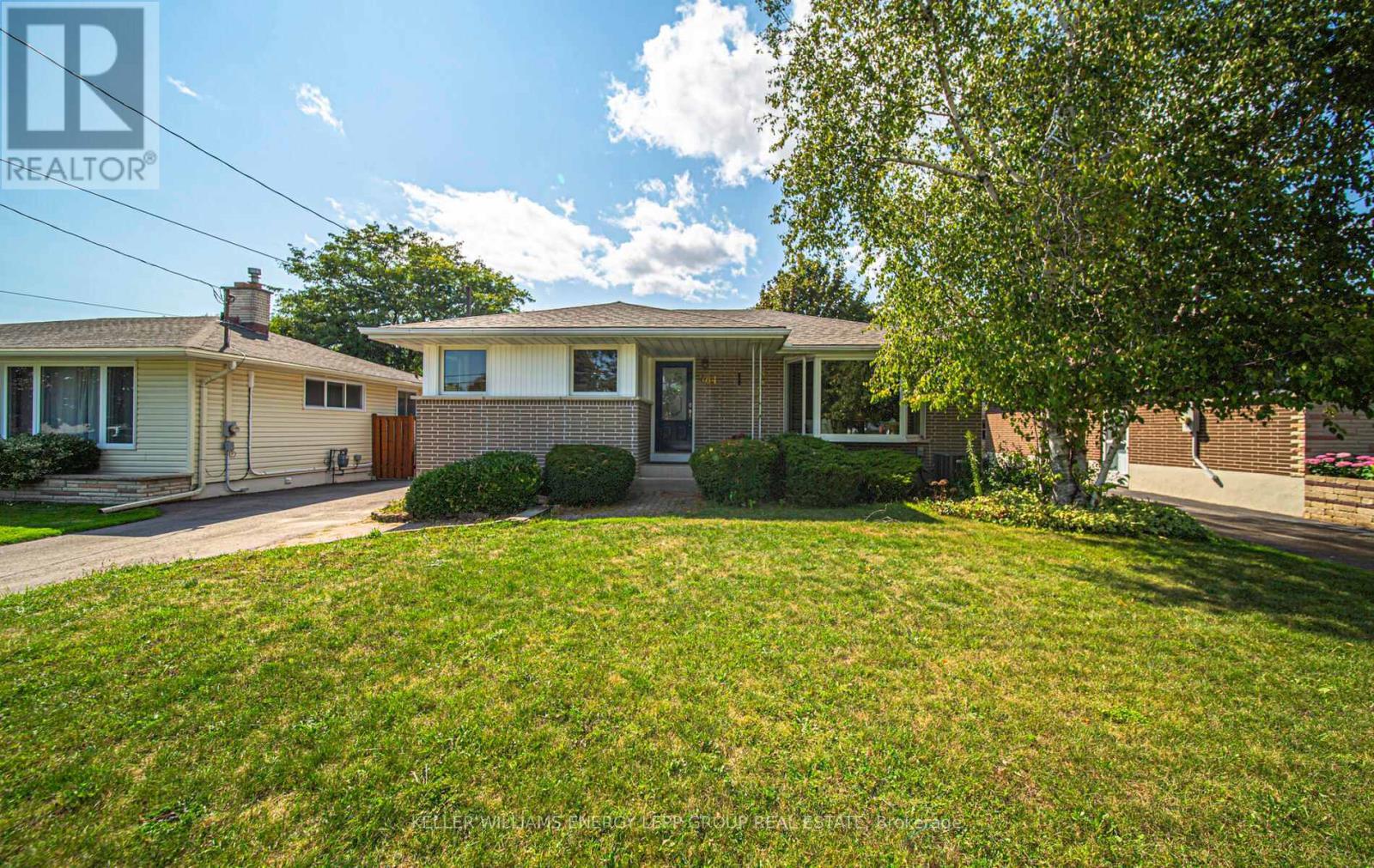 564 Central Park Boulevard N, Oshawa (O'Neill), ON - Outdoor