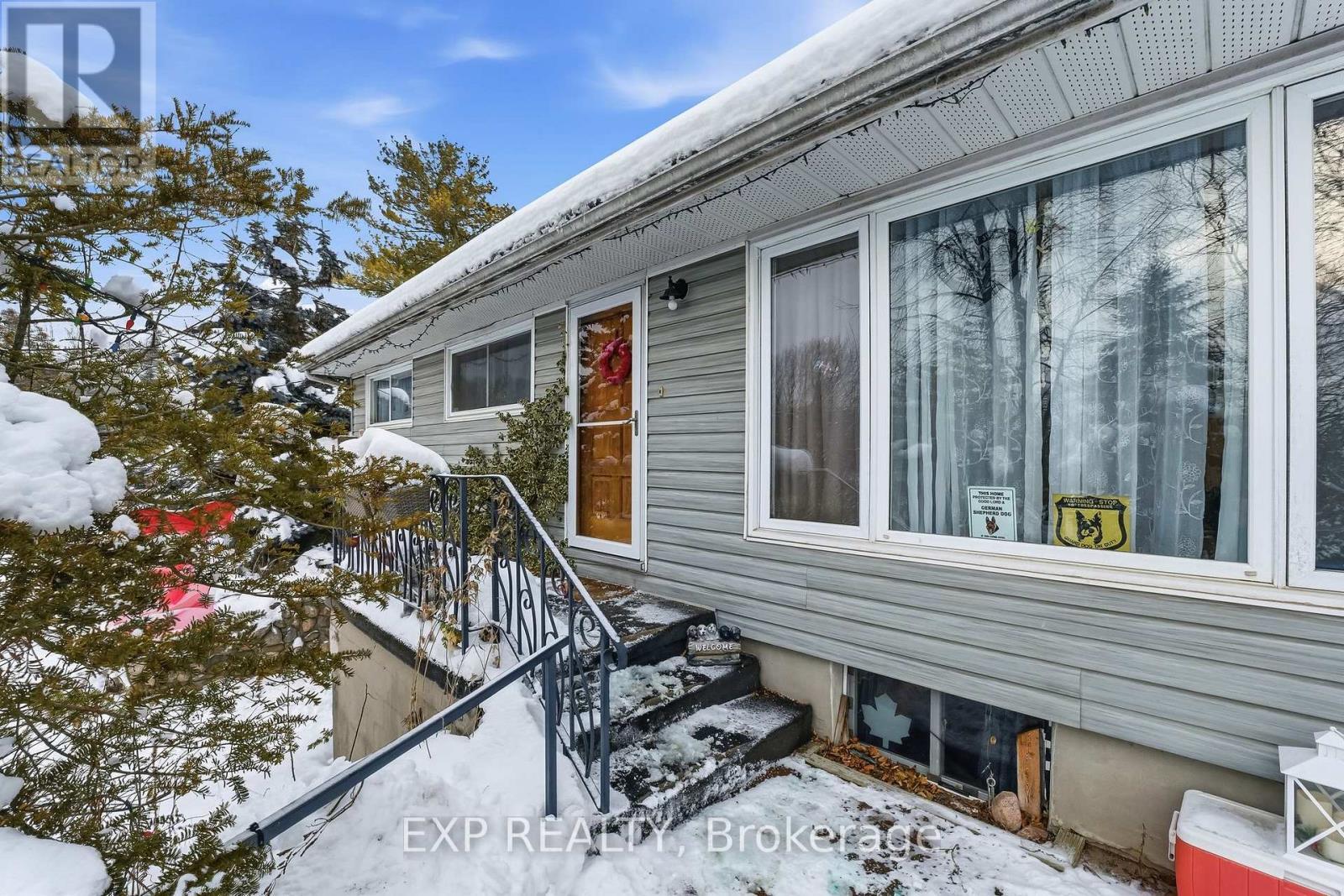 2825 Peter Street, Hamilton Township, ON - Outdoor