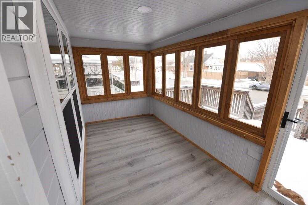 379 Talfourd Street, Sarnia, ON - Indoor Photo Showing Other Room