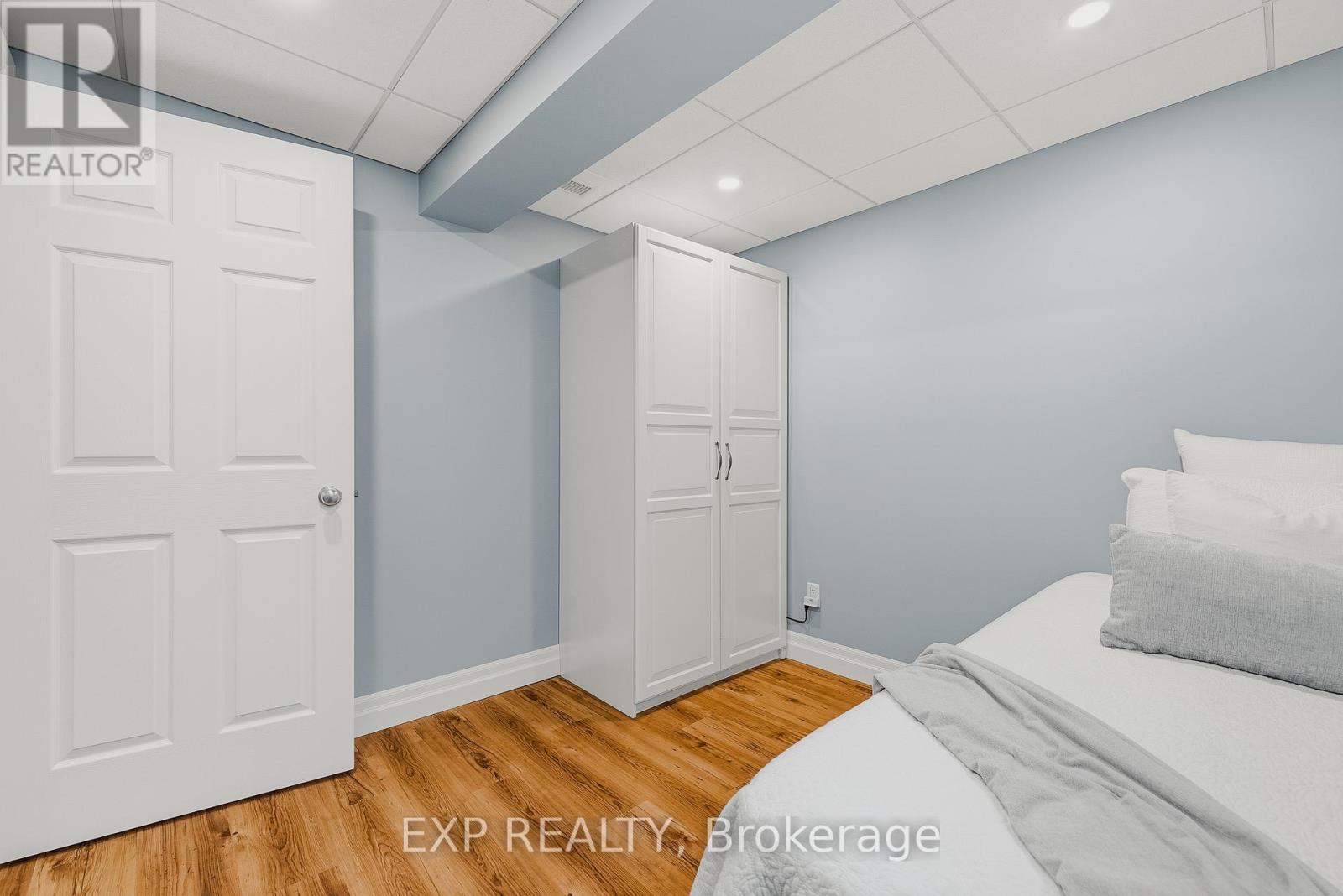 172 Porchlight Drive, Woolwich, ON - Indoor Photo Showing Bedroom