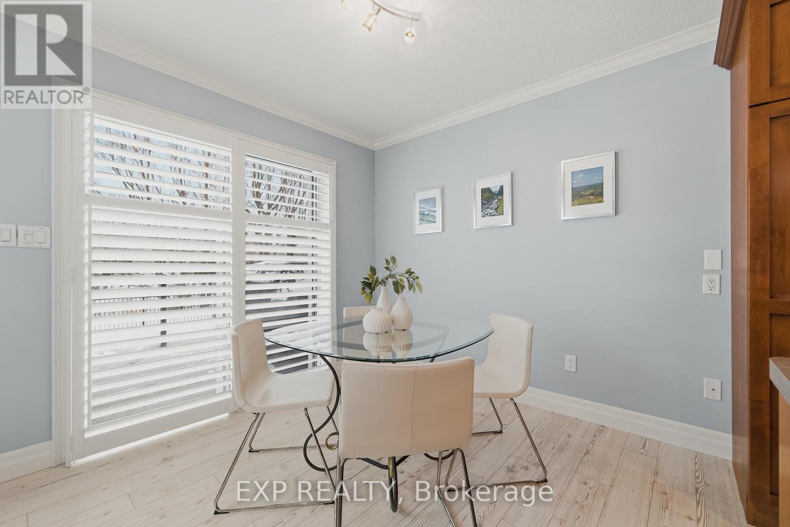172 Porchlight Drive, Woolwich, ON - Indoor Photo Showing Dining Room