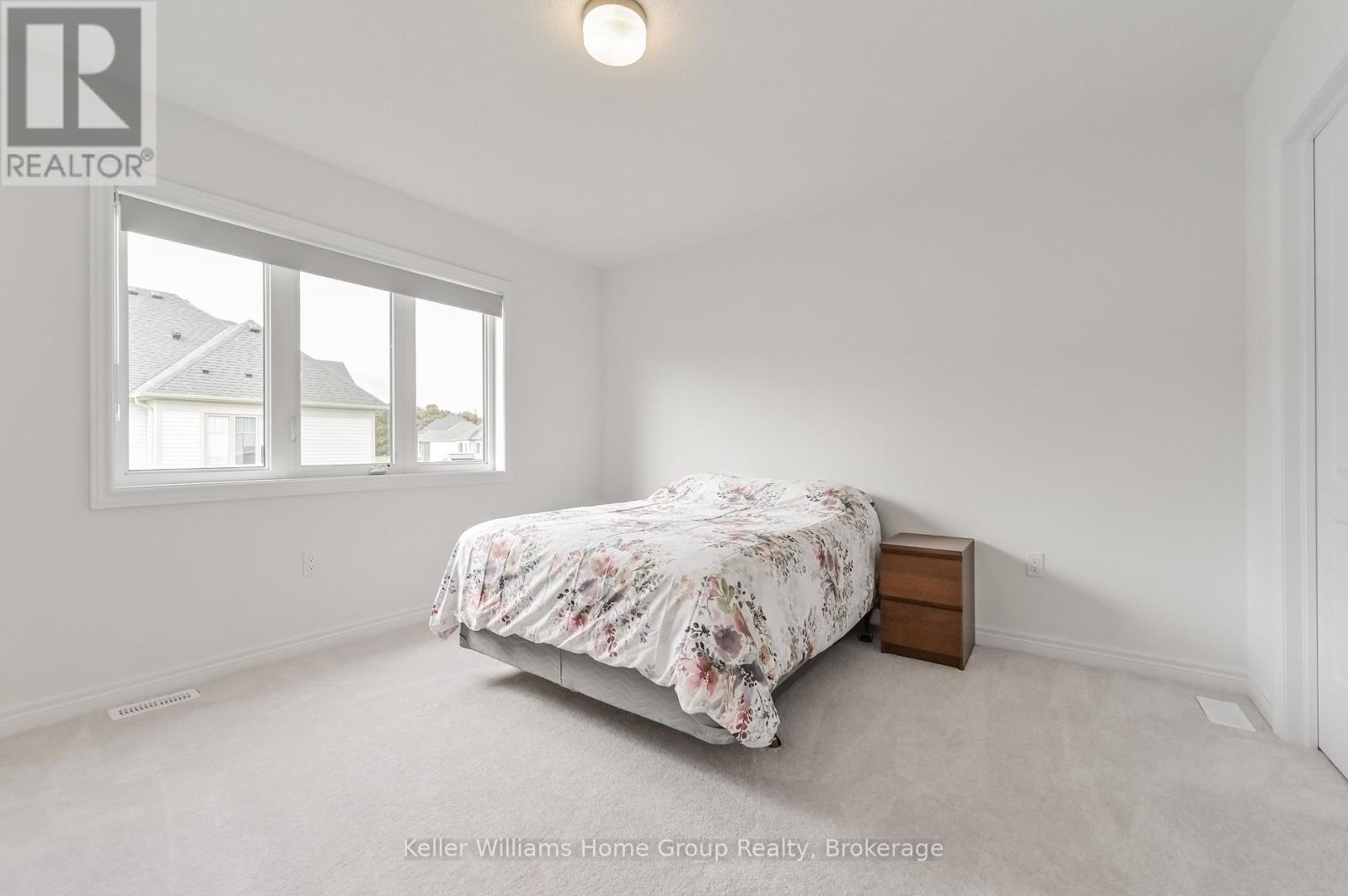13 Edminston Drive, Centre Wellington (Fergus), ON - Indoor Photo Showing Bedroom