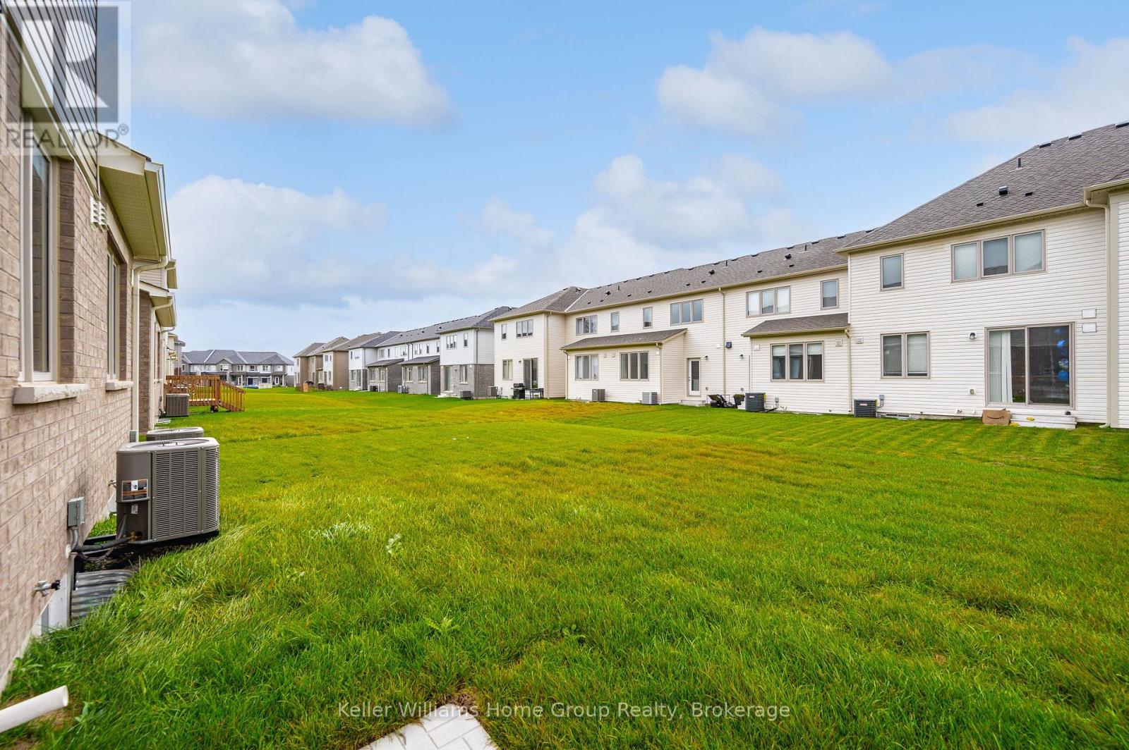 13 Edminston Drive, Centre Wellington (Fergus), ON - Outdoor