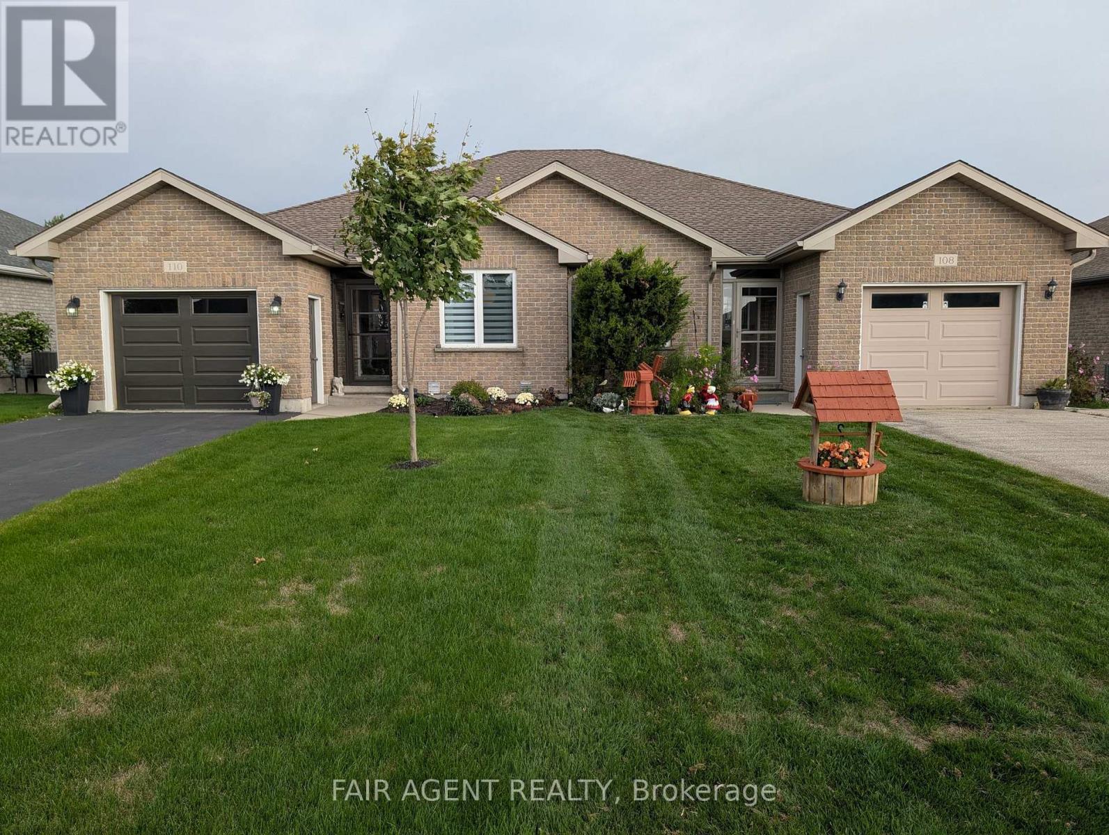 110 Milton Seiler Crescent, Minto, ON - Outdoor With Facade