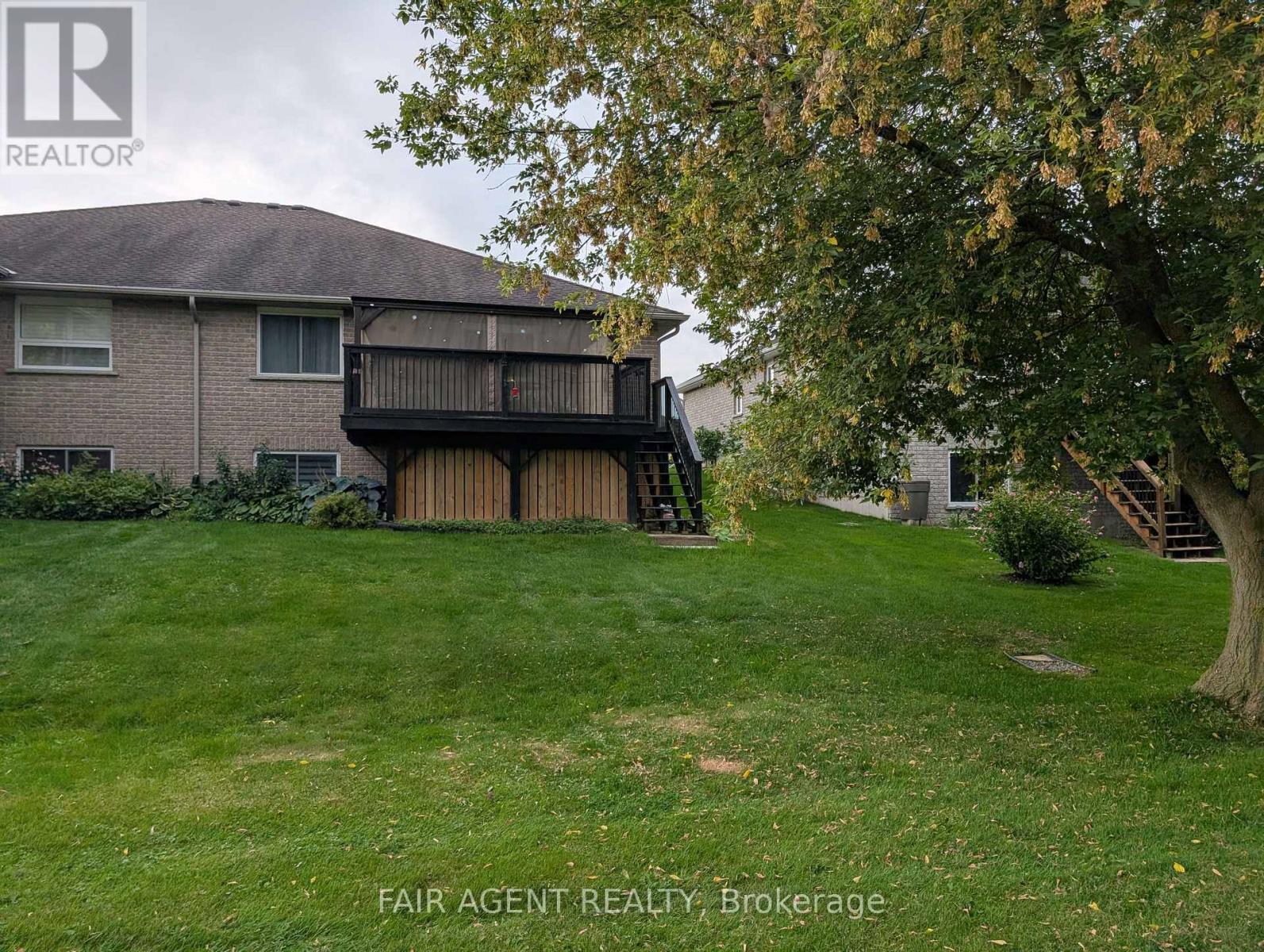 110 Milton Seiler Crescent, Minto, ON - Outdoor