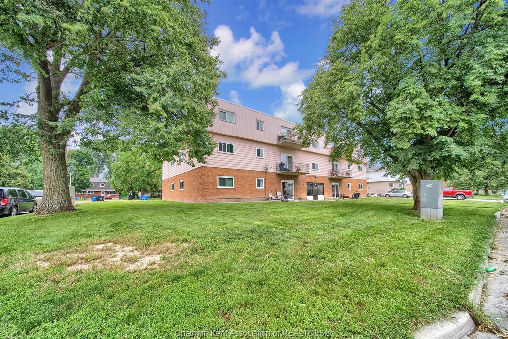 5-25 Orchard Heights Drive, Chatham, ON