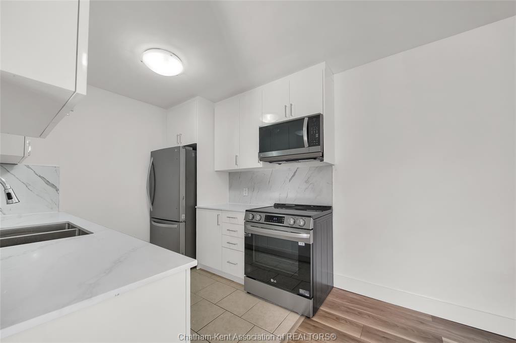 5-25 Orchard Heights Drive, Chatham, ON