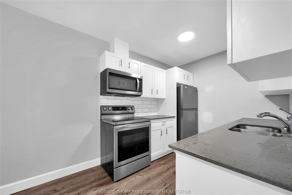 12-25 Orchard Heights Drive, Chatham, ON