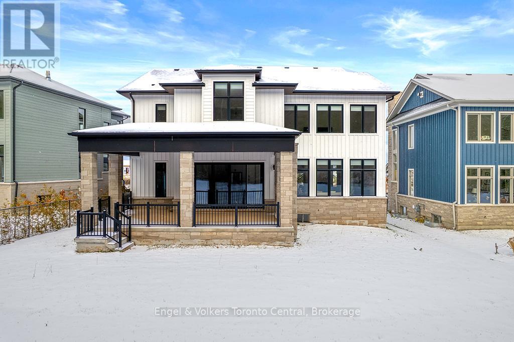 110 Dorothy Drive, Blue Mountains, ON - Outdoor With Facade