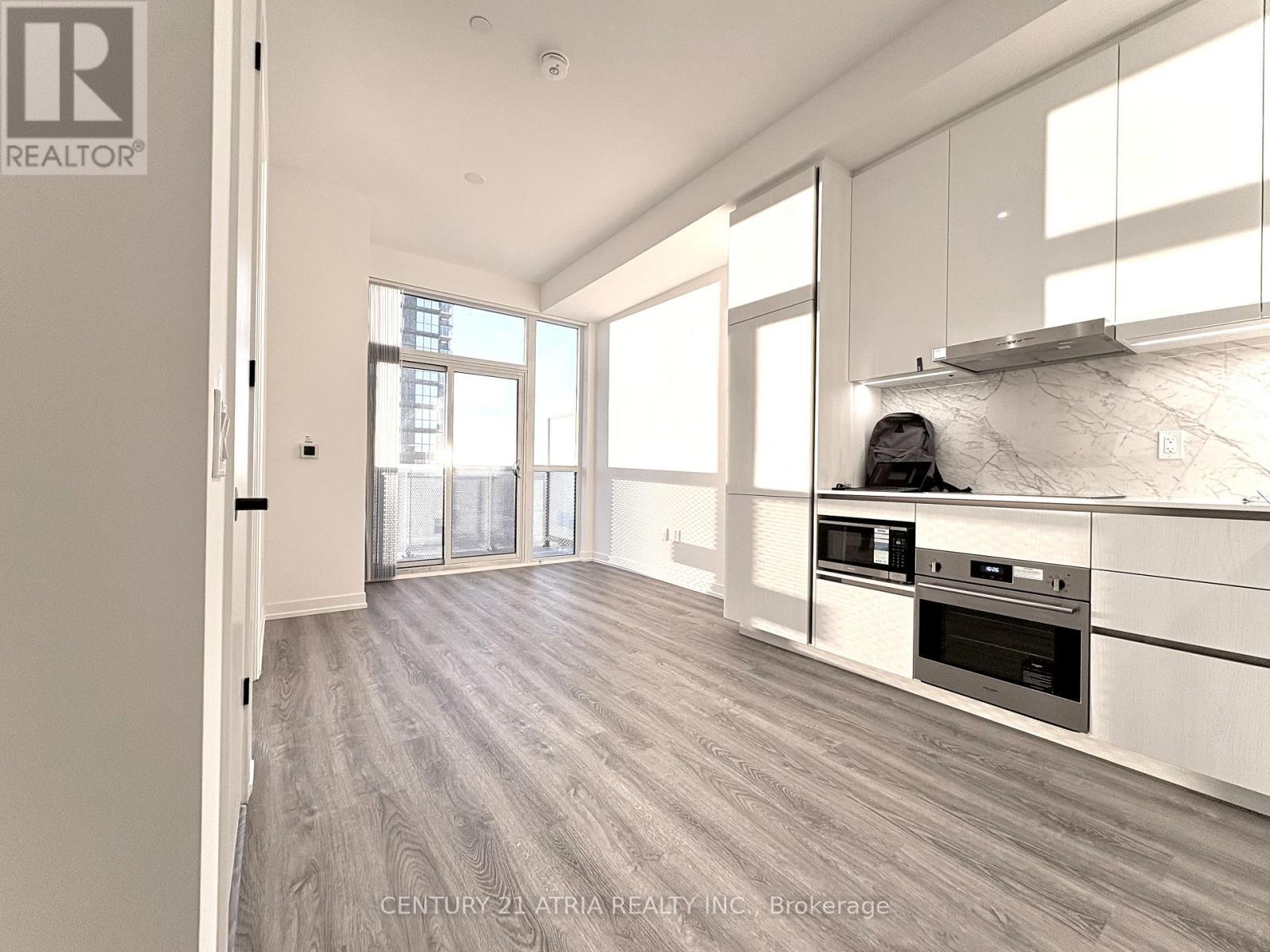 3711 - 8 Interchange Way, Vaughan, ON - Indoor Photo Showing Other Room