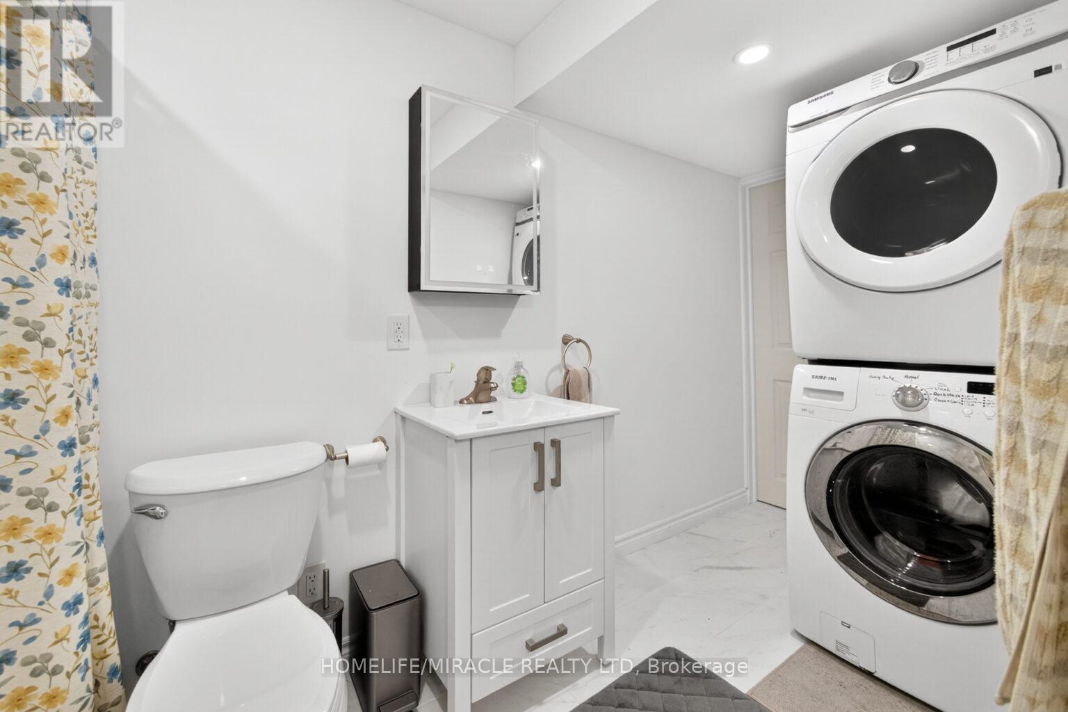 439 Cavanagh Lane, Milton, ON - Indoor Photo Showing Laundry Room