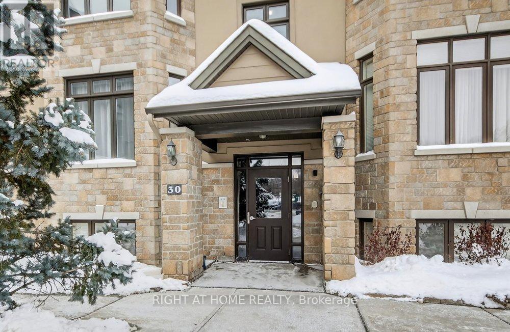 6 - 30 Prestige Circle, Ottawa, ON - Outdoor