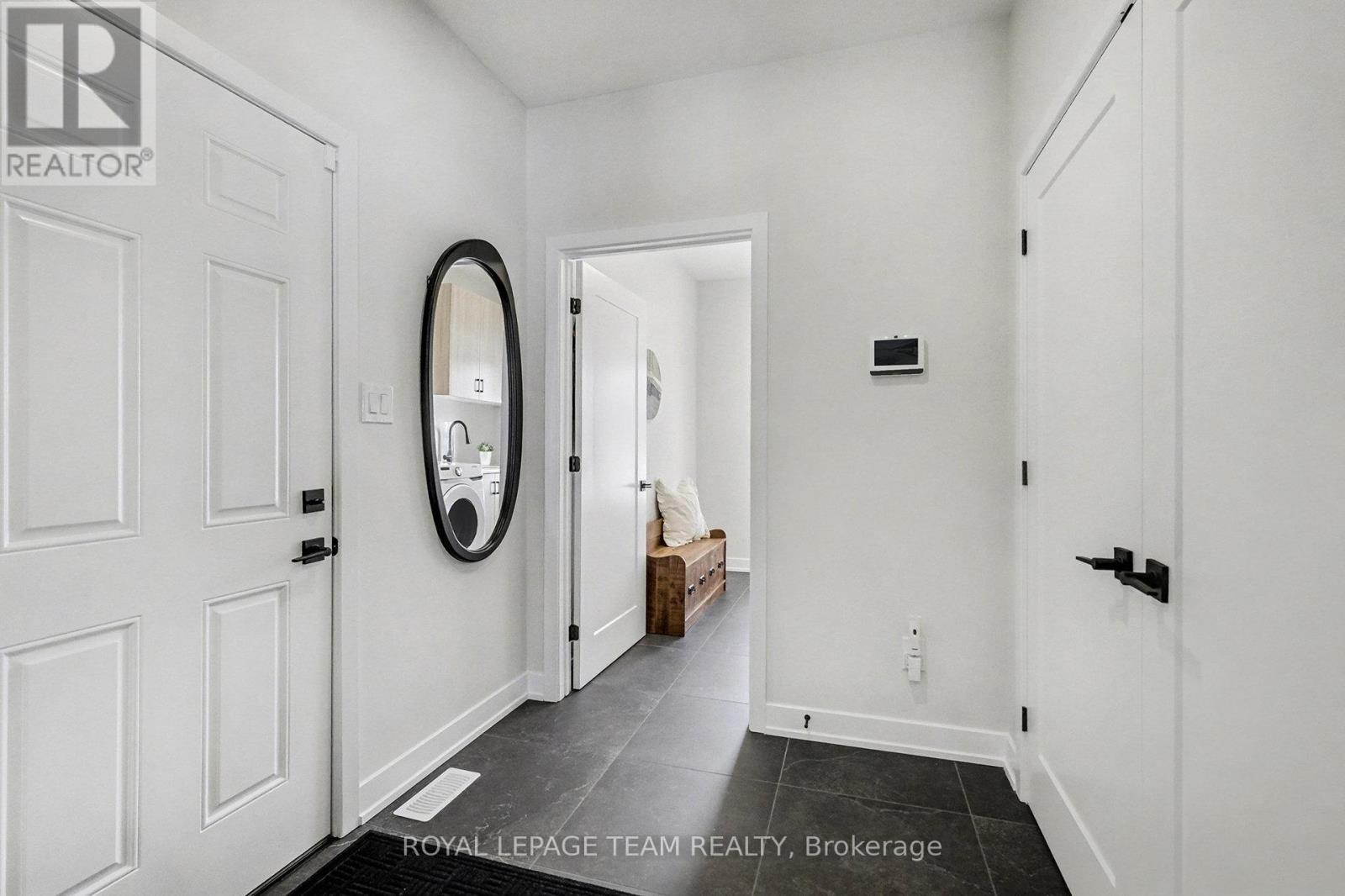 1685 Trizisky Street, North Dundas, ON - Indoor Photo Showing Other Room