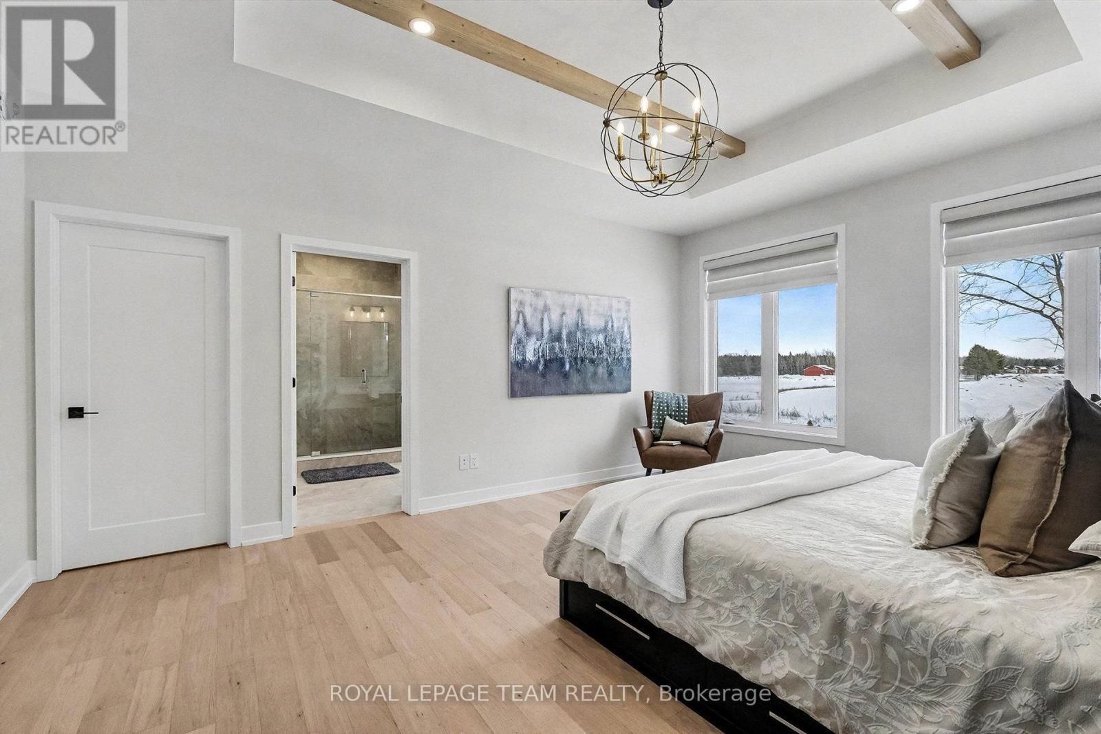 1685 Trizisky Street, North Dundas, ON - Indoor Photo Showing Bedroom