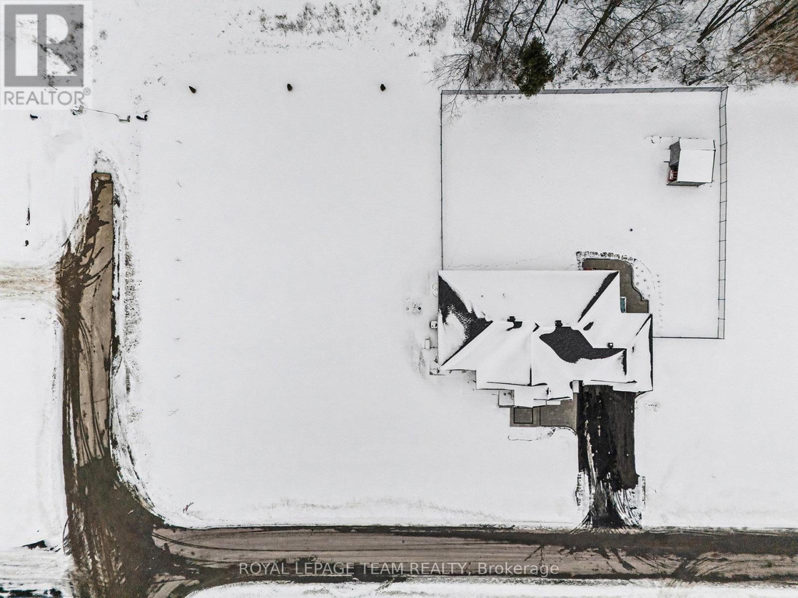 1685 Trizisky Street, North Dundas, ON - Outdoor With View