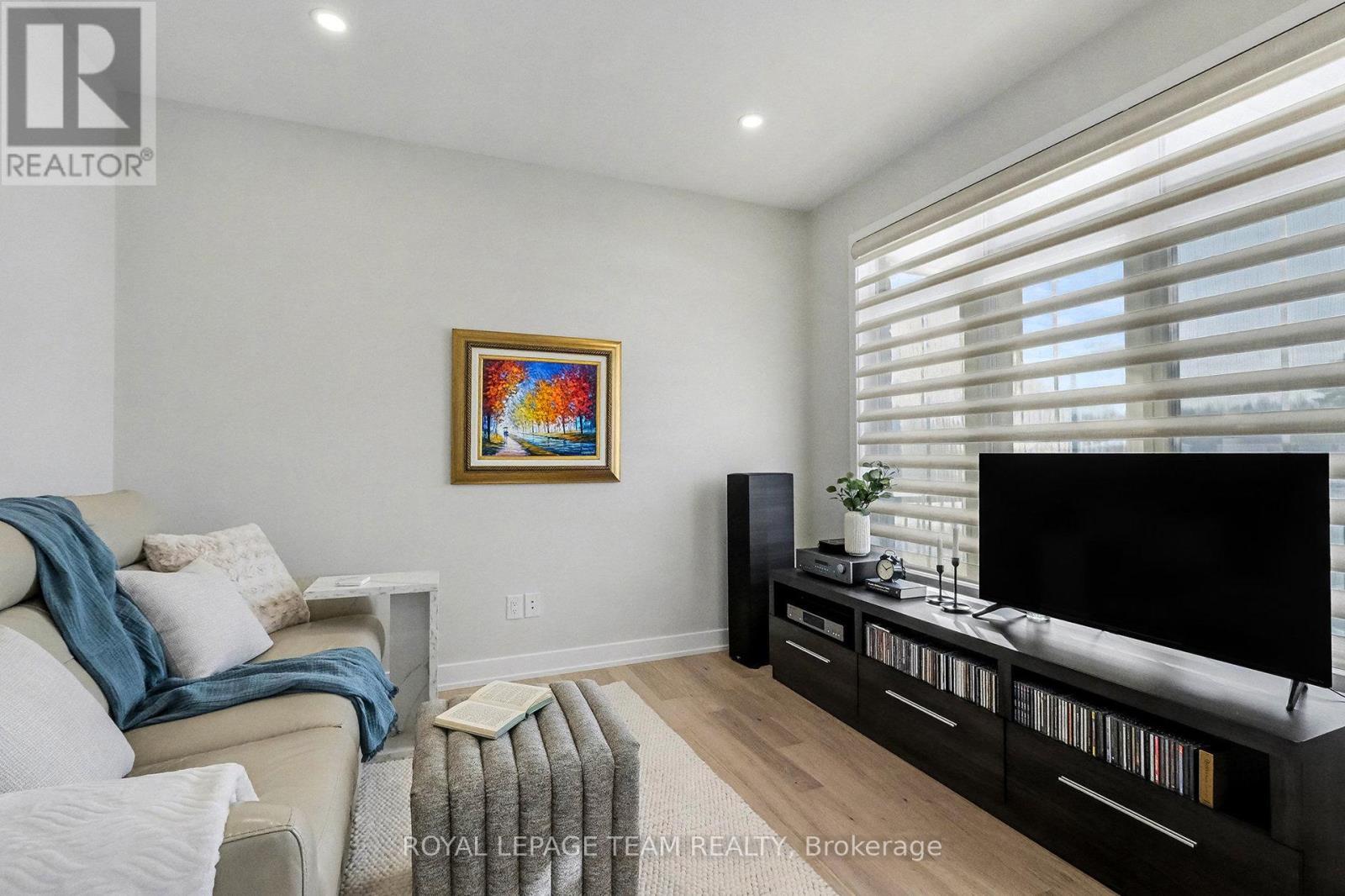 1685 Trizisky Street, North Dundas, ON - Indoor With Fireplace