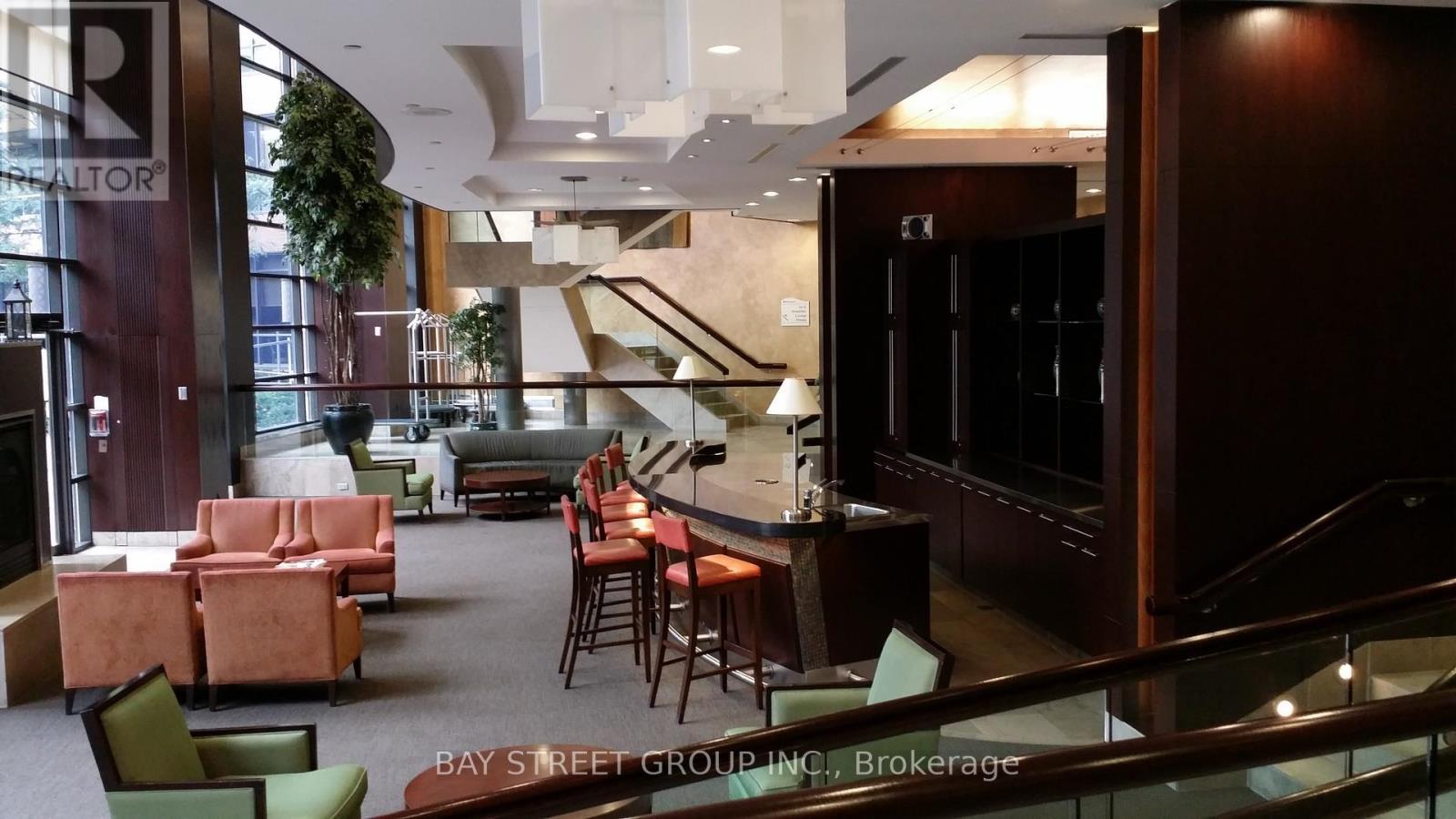 1606 - 33 Sheppard Avenue E, Toronto, ON - Indoor Photo Showing Other Room