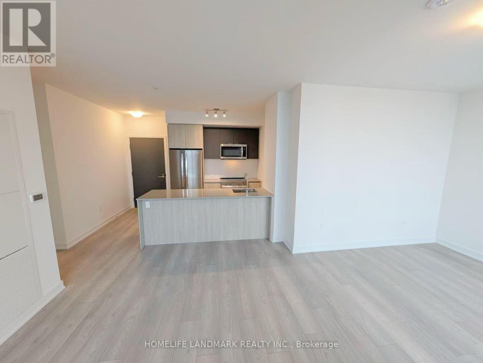 1001 - 5858 Yonge Street, Toronto, ON - Indoor Photo Showing Kitchen