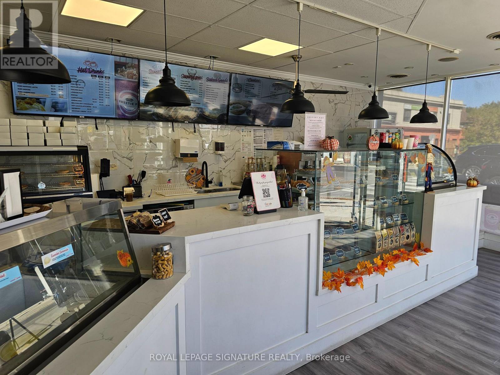 3308 Yonge Street, Toronto, ON